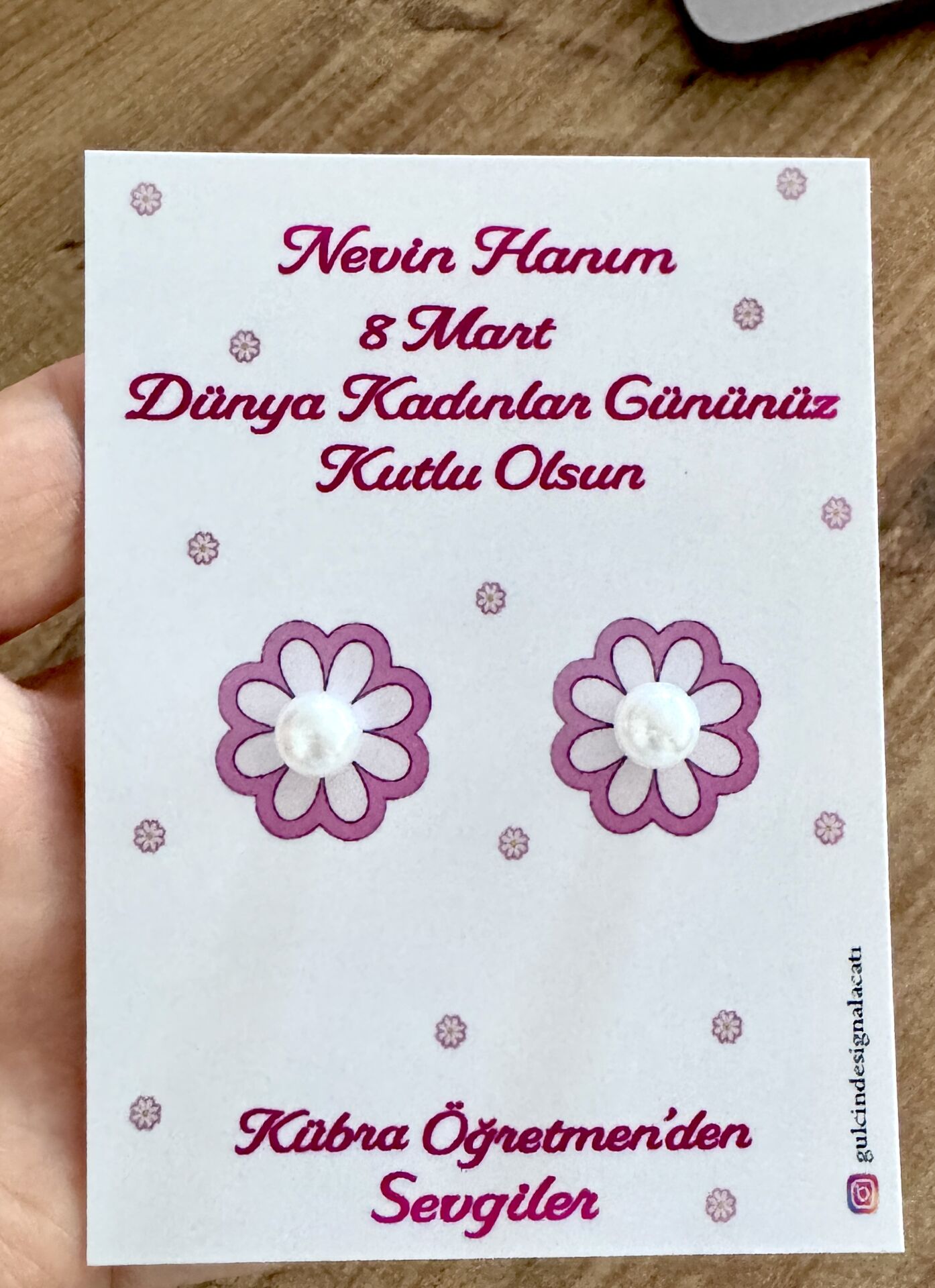 KARTLI İNCİ KÜPE
