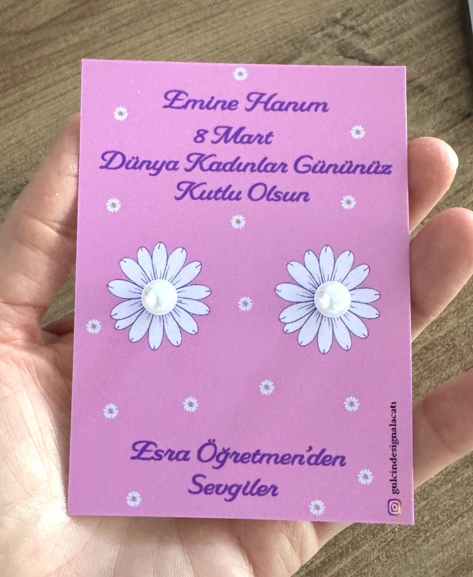 KARTLI İNCİ KÜPE